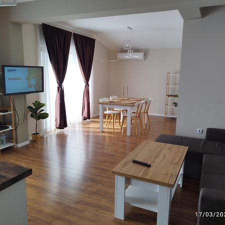 Luxury Suite 2 Karlovo Esterno foto